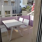 شقة فندقية La Nave 3*