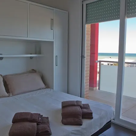 Apart Otel La Nave 3*