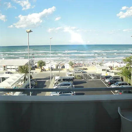 La Nave Aparthotel Senigallia