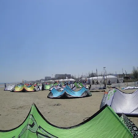 La Nave Hotel apartamentowy 3*