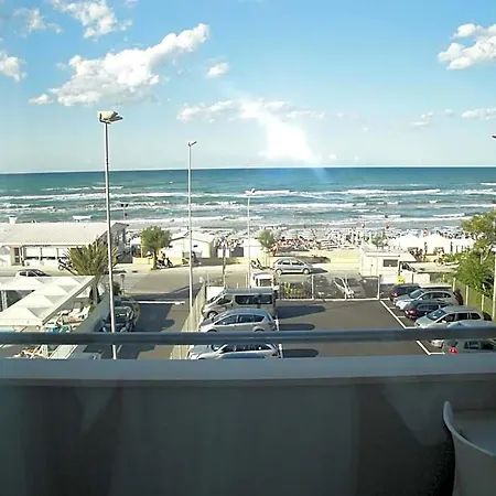 La Nave Aparthotel